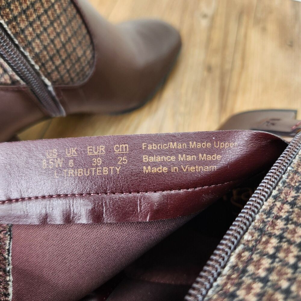 Franco Sarto Tribute Bootie Womens Sz 8.5W Wide Brown Leather Heeled Ankle Boots - Picture 12 of 13